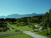 シミック八ヶ岳薬用植物園